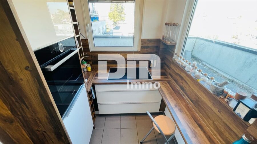 (R)eserviert!Traumhafte Maisonette-Wohnung im Penthouse-Stil mit Terrasse und Balkon - Küche / Einbauküche